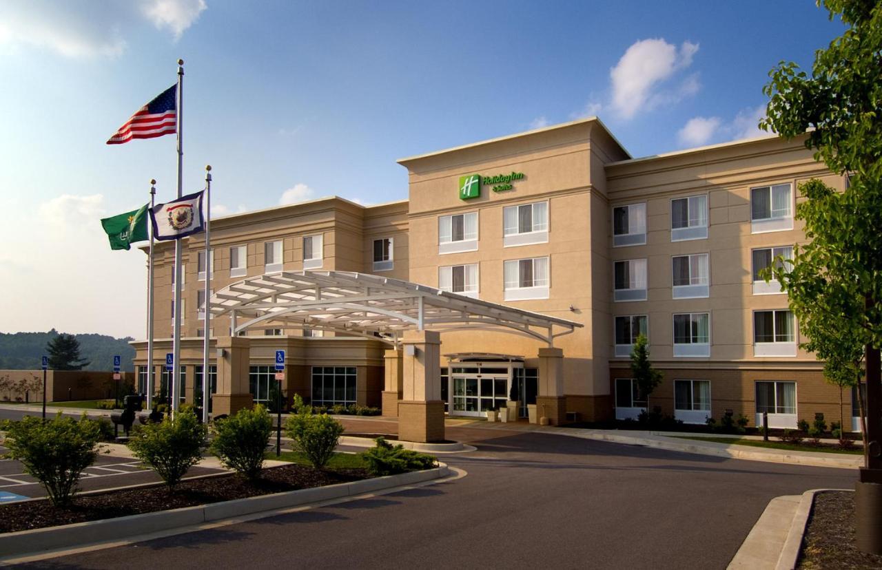 Holiday Inn Hotel & Suites Beckley By Ihg Exterior photo